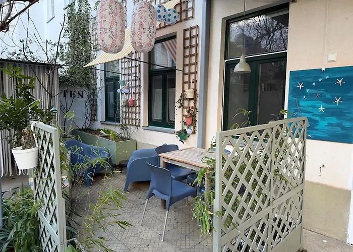 Modern With Free Garage * فيينا